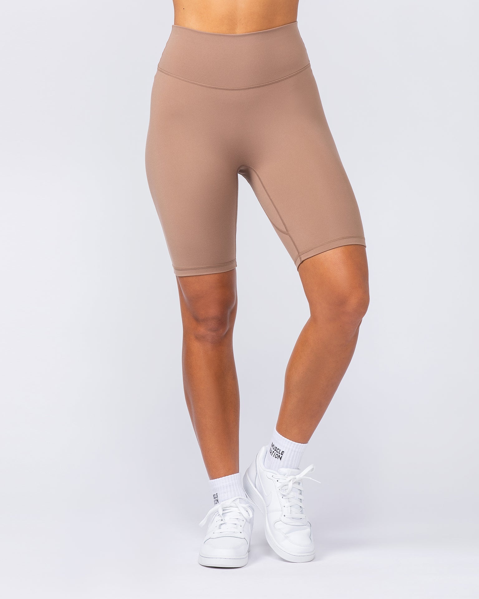 Zero Rise Everyday Referee Length Shorts - Cinnamon