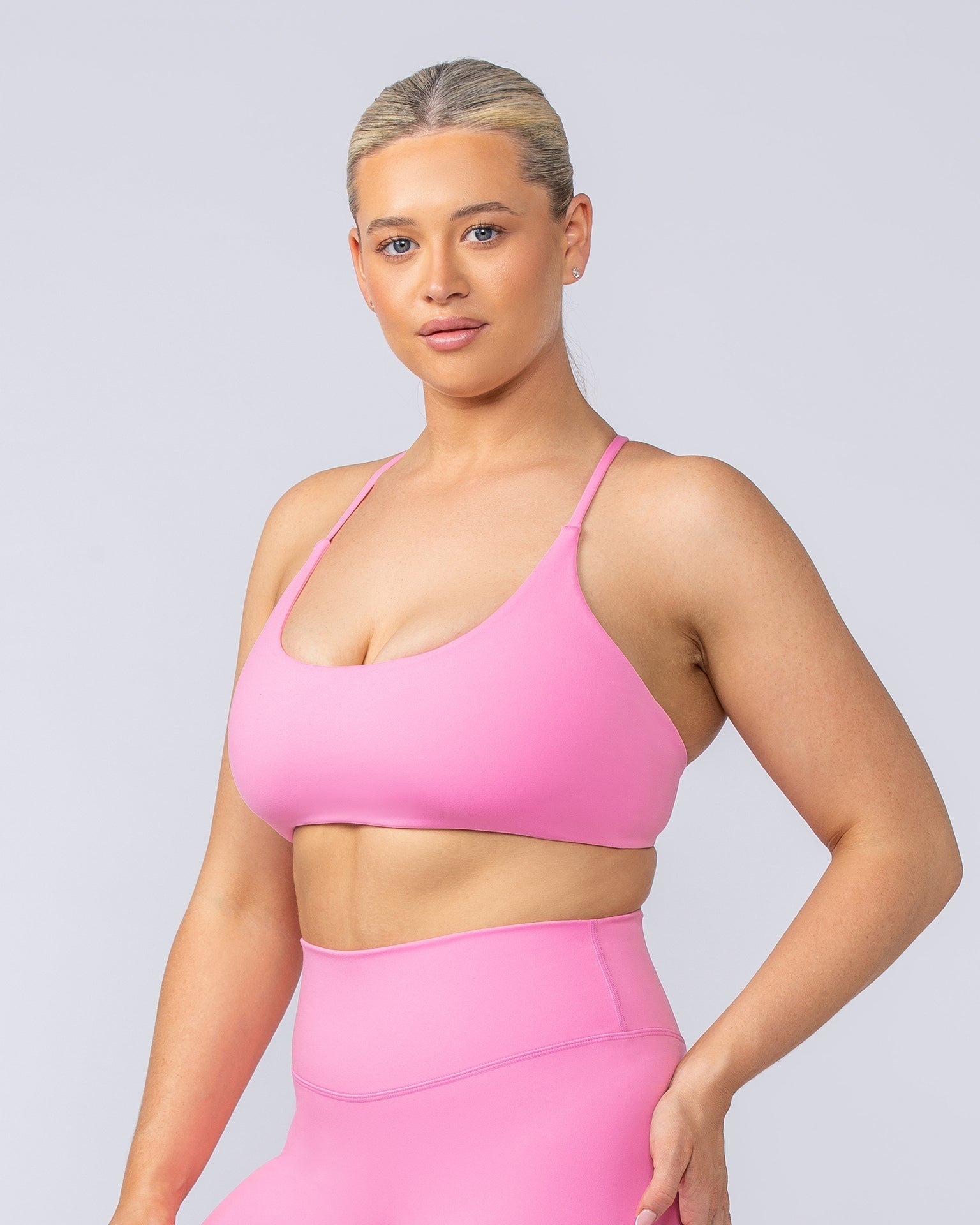 Strike Bralette - Hollywood Pink