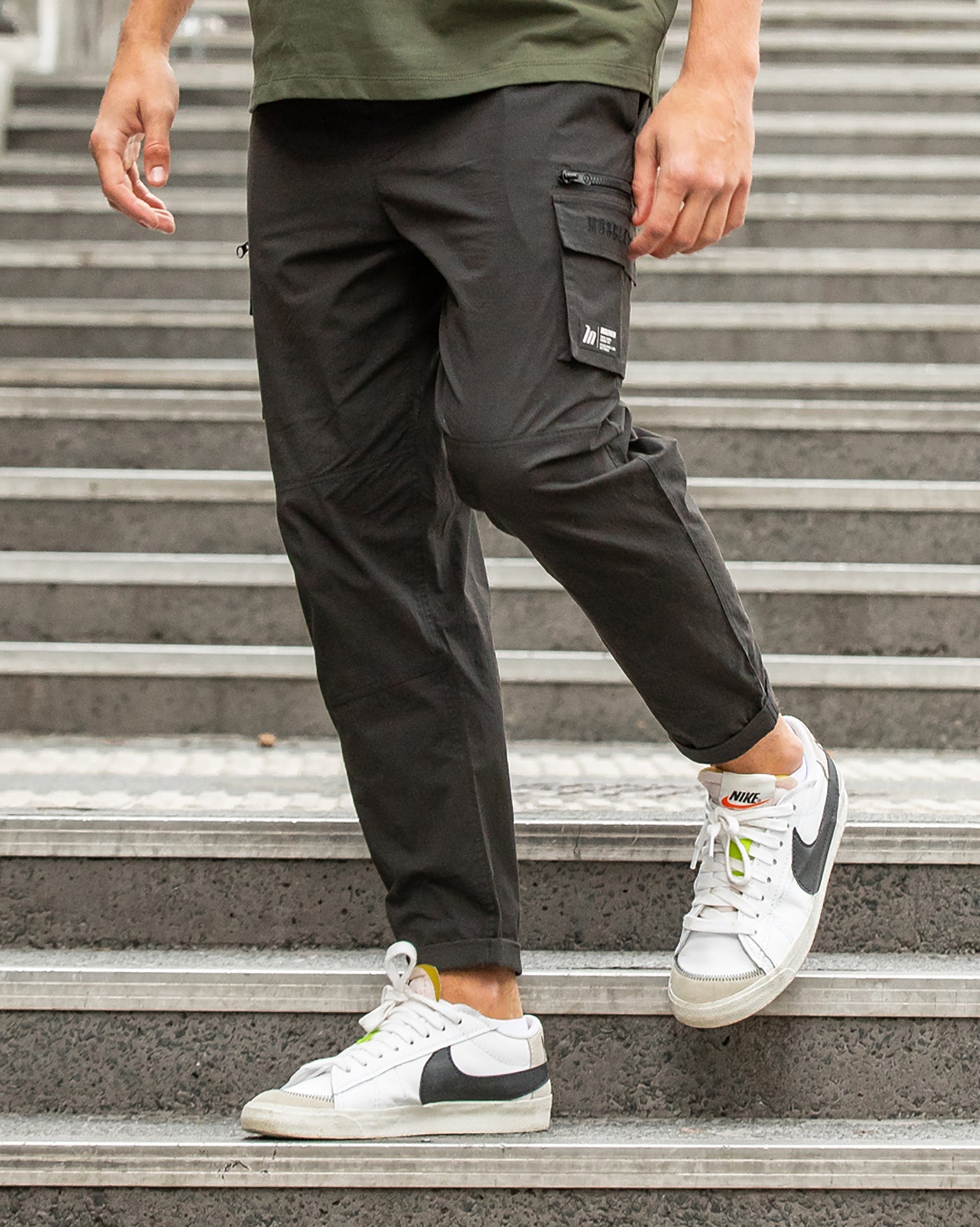 Tapered Cargo Pants - Vintage Black