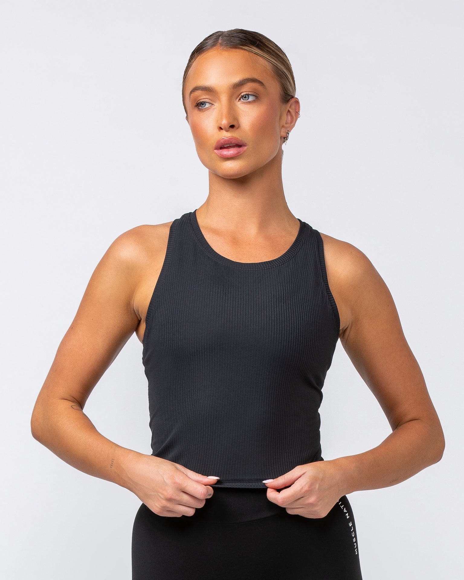 Rib Staple Cropped Tank - Black