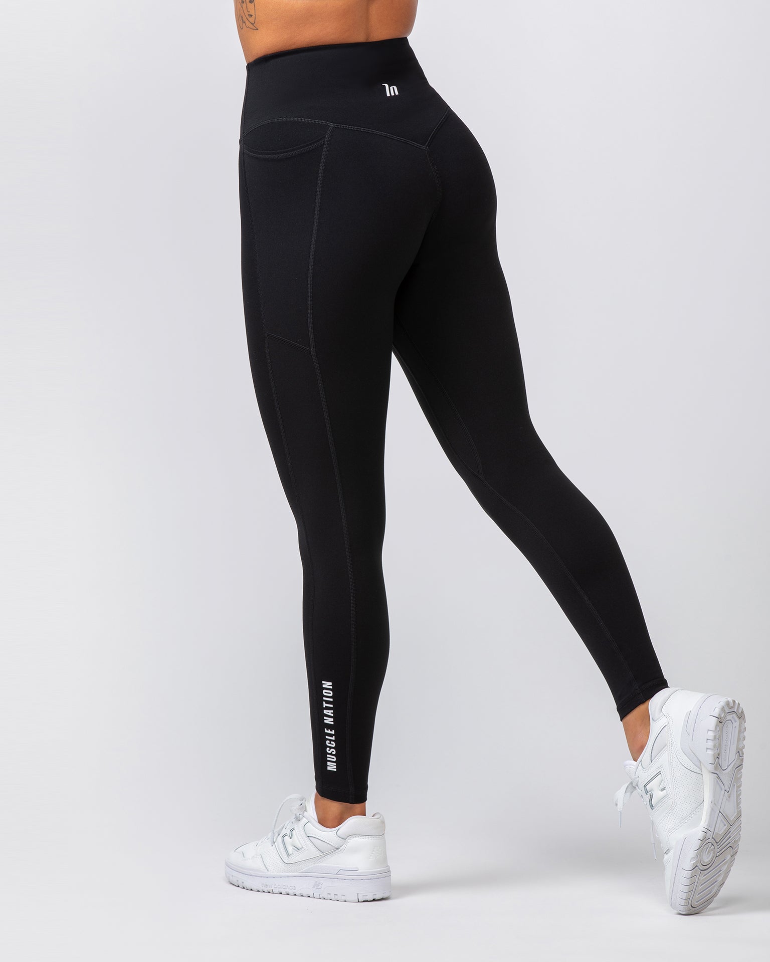 Agility Aura Pocket Ankle Length Leggings - Black