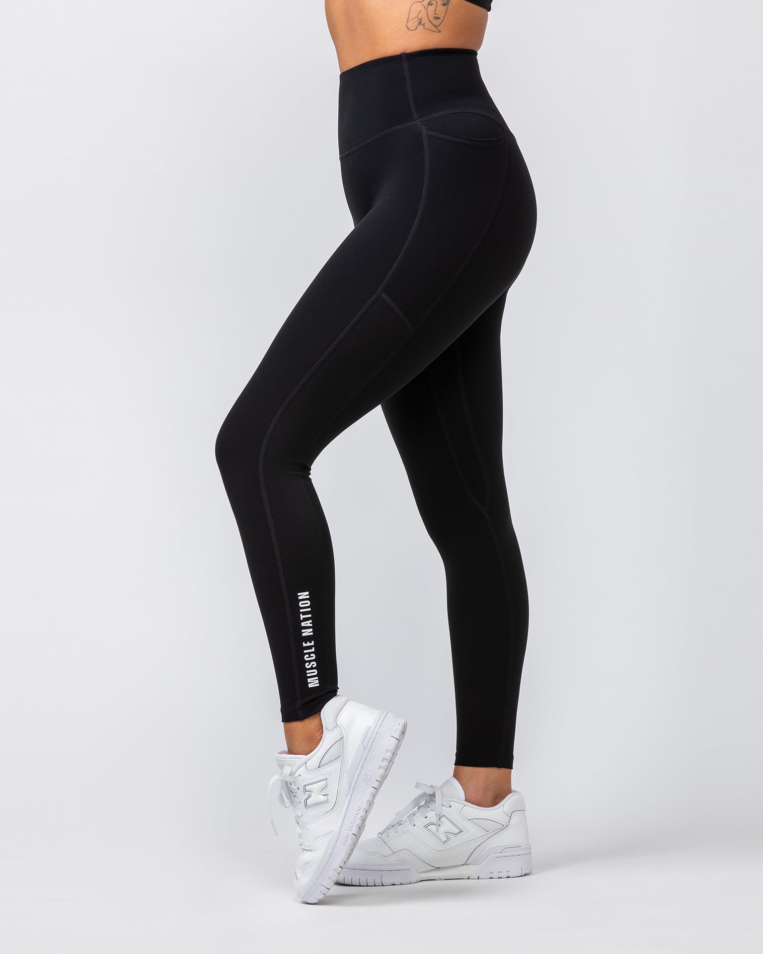 Agility Aura Pocket Ankle Length Leggings - Black