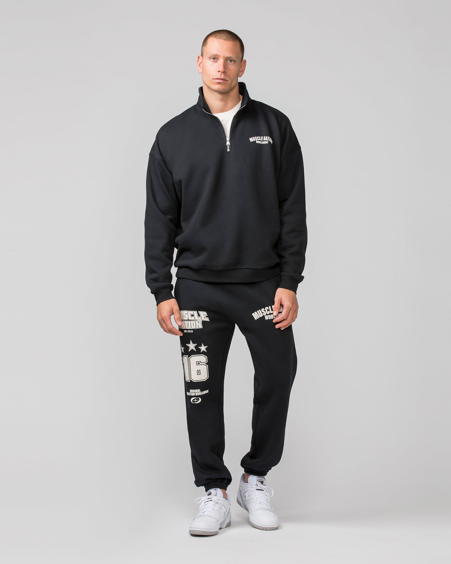 Muscle Nation Jumpers Classic Quarter Zip - Black