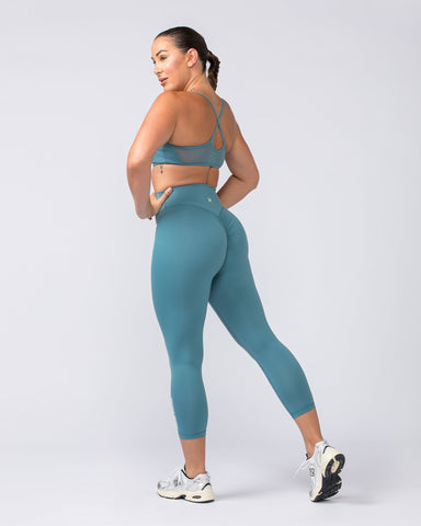 Buy Nike Women's Pro Mid-Rise Mesh-Panelled Leggings Blue in Kuwait -SSS