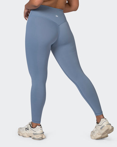 BOOST Seamless Leggings - Baby Blue  Light blue leggings outfit, Outfits  with leggings, Blue leggings outfit