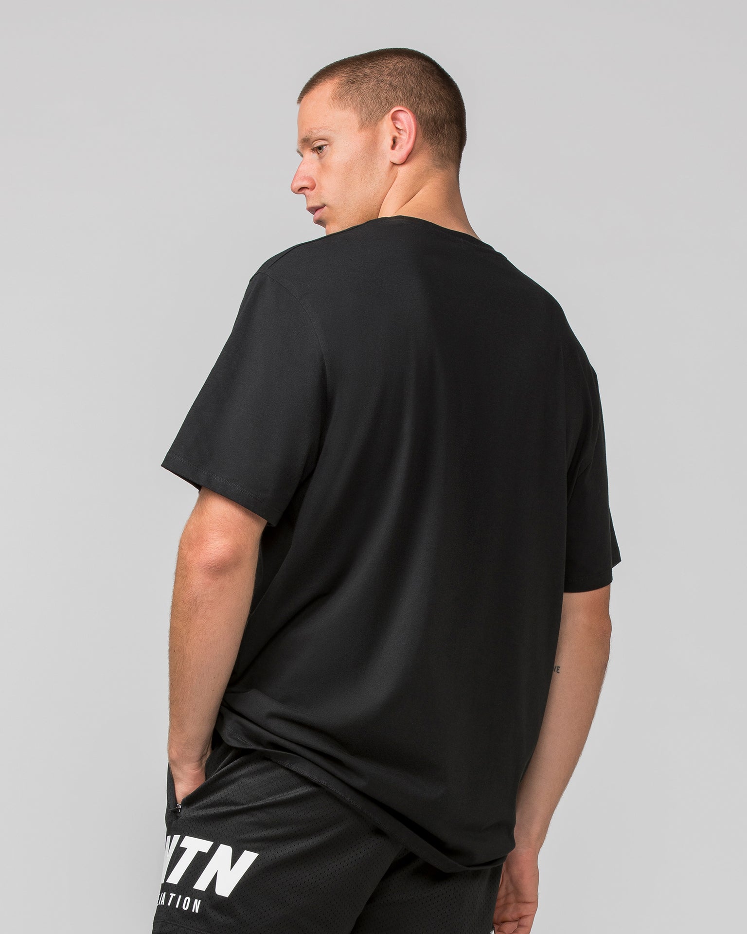 Muscle Nation T-Shirts Oversized Tonal Tee - Black