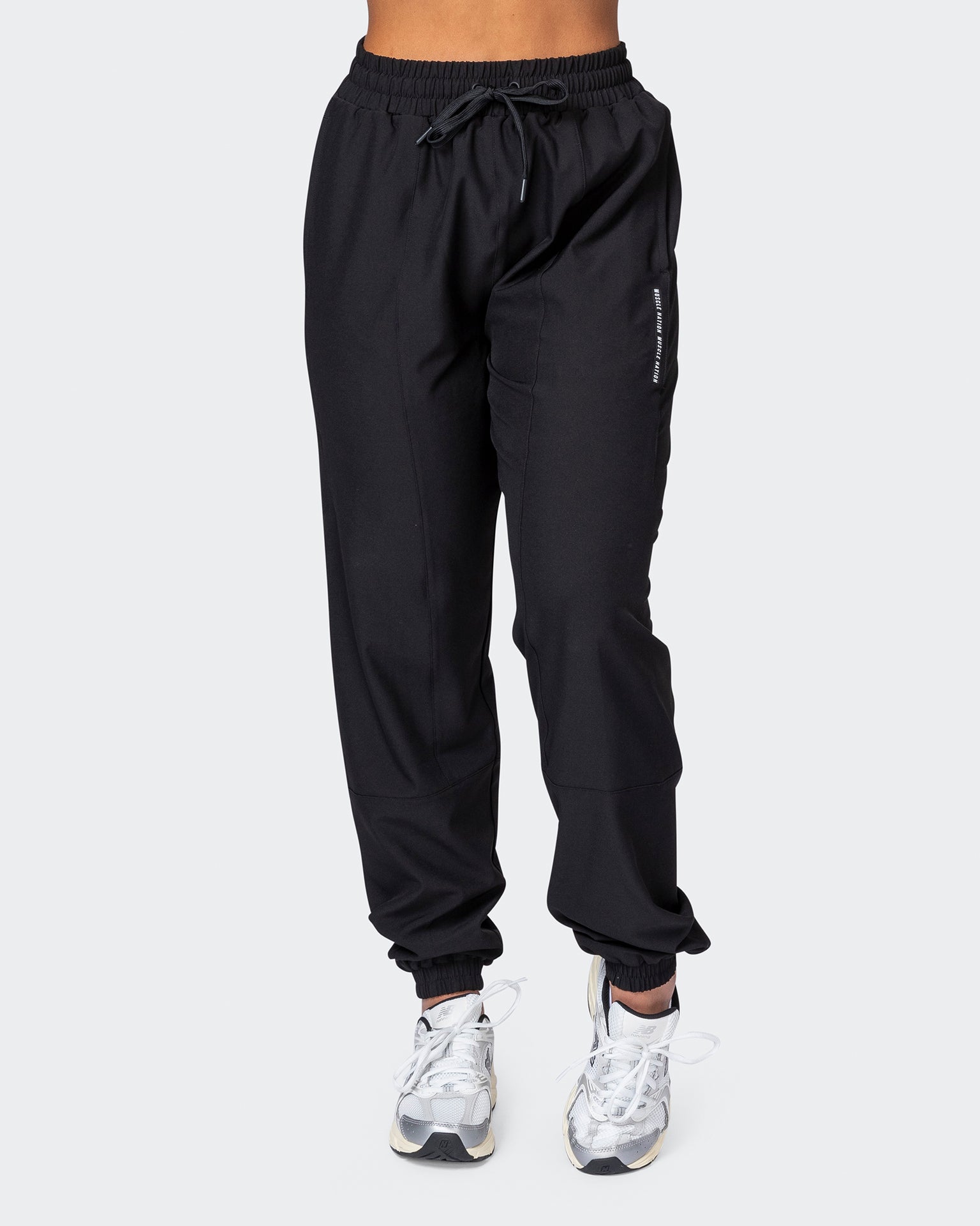 Lightweight on sale joggers womens