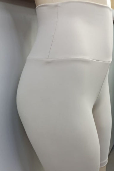 OO  LaSculpte LaSculpte Women's Shapewear Tummy Control Mid Waist Mid  Thigh Microfiber Seamless Shaping Short - Nu