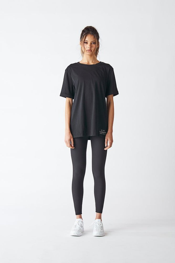 Tully Lou Basic Essential Tee II